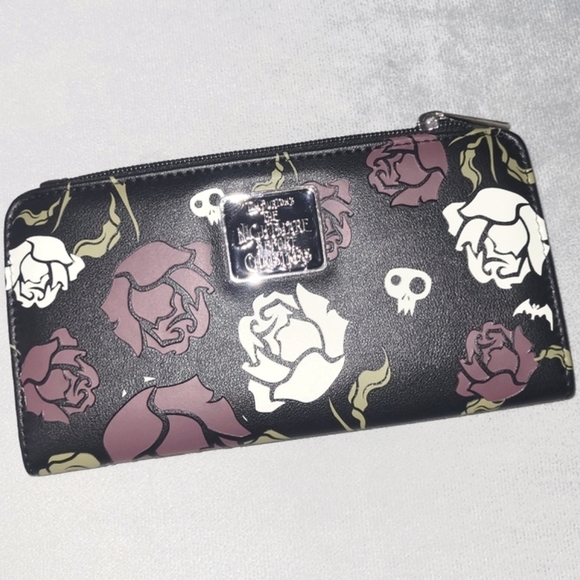 Nightmare Before Christmas Snap Wallet - Picture 11 of 15